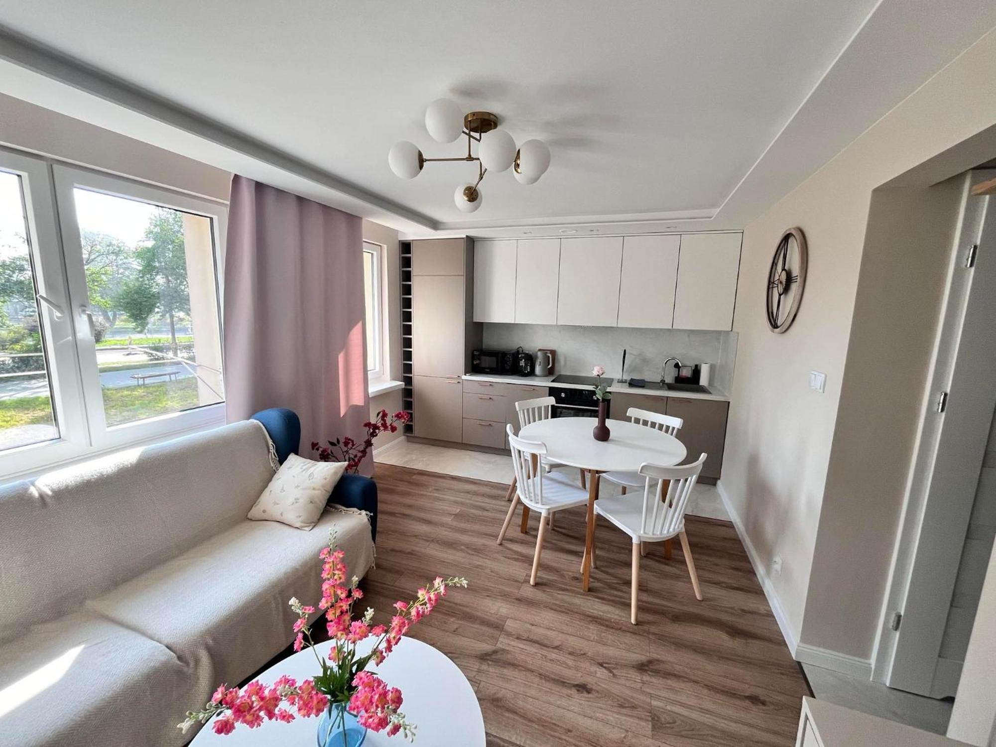 Prestige Apartment Bohaterow Warszawy Kielce Exterior foto